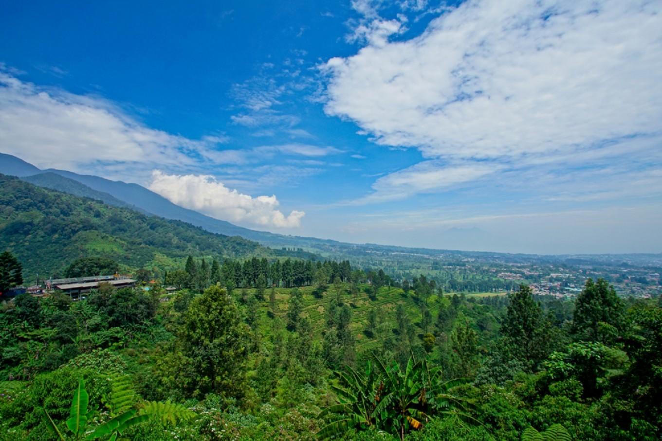 Sewa Bus Pariwisata Lampung ke Bogor