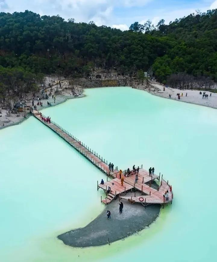 Sewa Bus Pariwisata Lampung ke Bandung